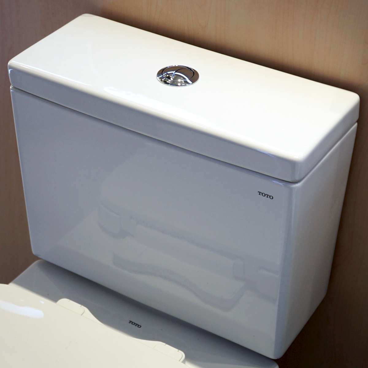 Bồn cầu 2 khối TOTO CS302DT10 nắp đóng êm TC395VS 4 cs302dt10-toto-banletaikho-3