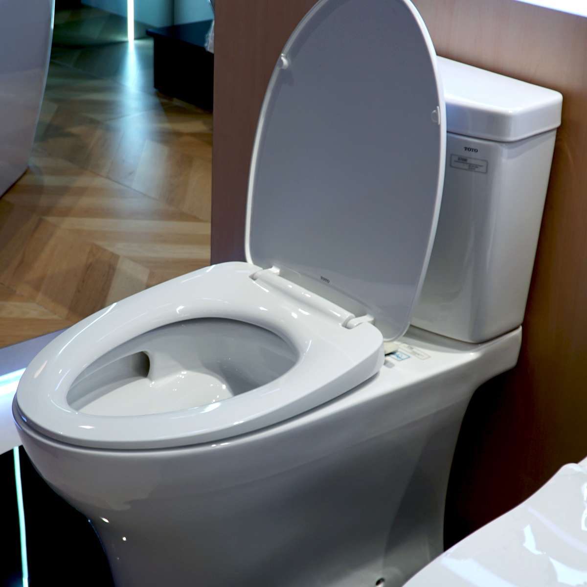 Bồn cầu 2 khối TOTO CS769DRT10 nắp đóng êm TC395VS 21 cs769drt10-toto-banletaikho-5