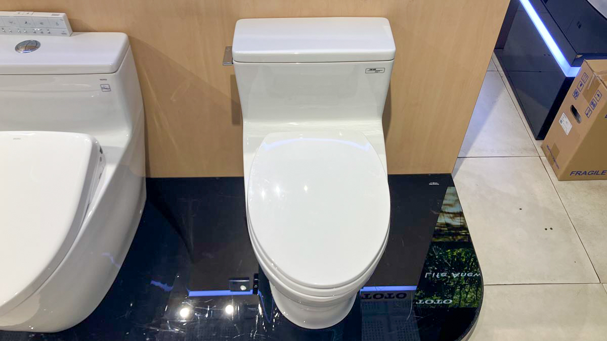 Bồn cầu 1 khối TOTO MS188VKT2 T53P100VR nắp đóng êm TC393VS 5 ms188vkt2-xw-t53p100vr-toto-banletaikho-3